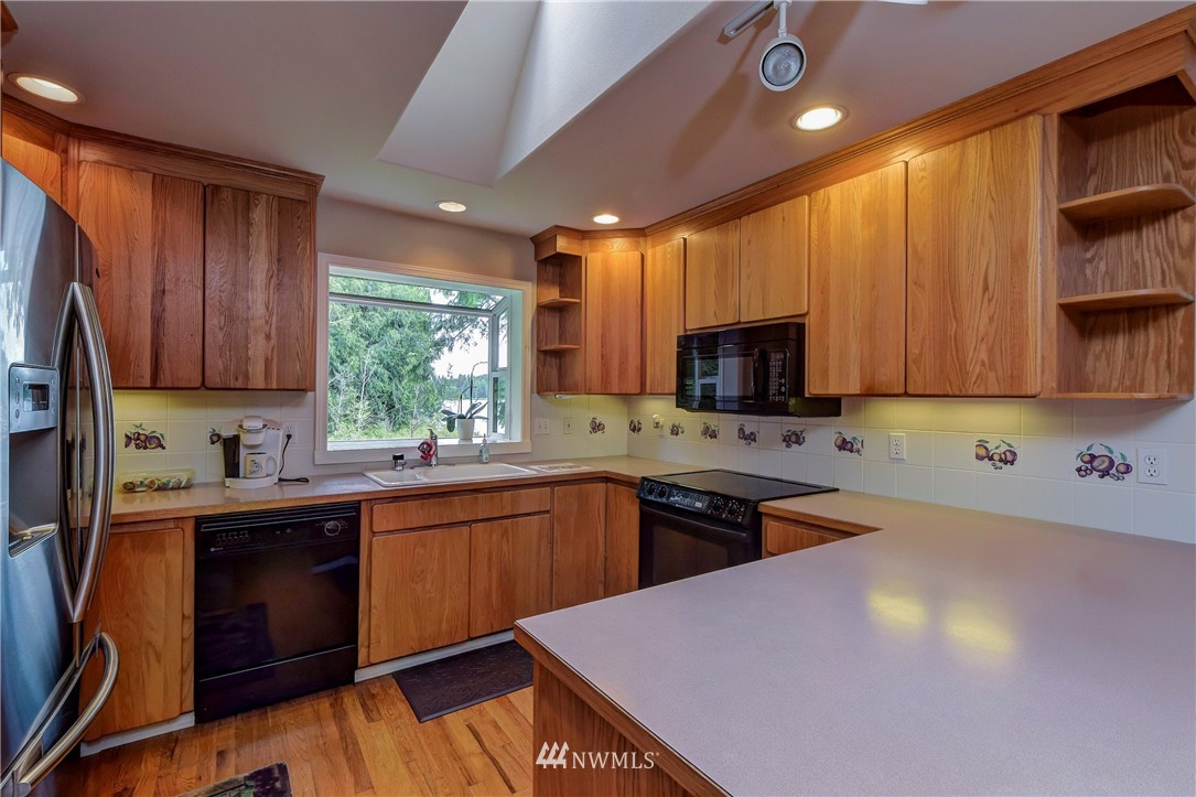 6807 Adams Log Cabin Road Snohomish, WA 98290 - Photo 6 of 25 Gallery Image 6