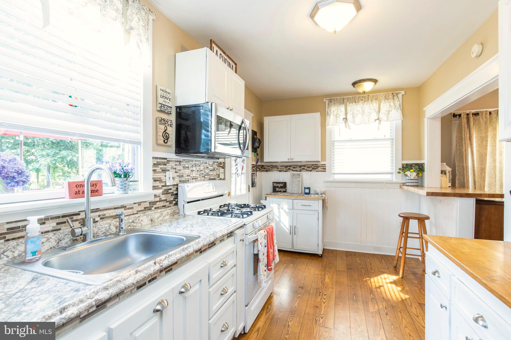 232 Ballymore Road Springfield, PA 19064 - Photo 9 of 26
