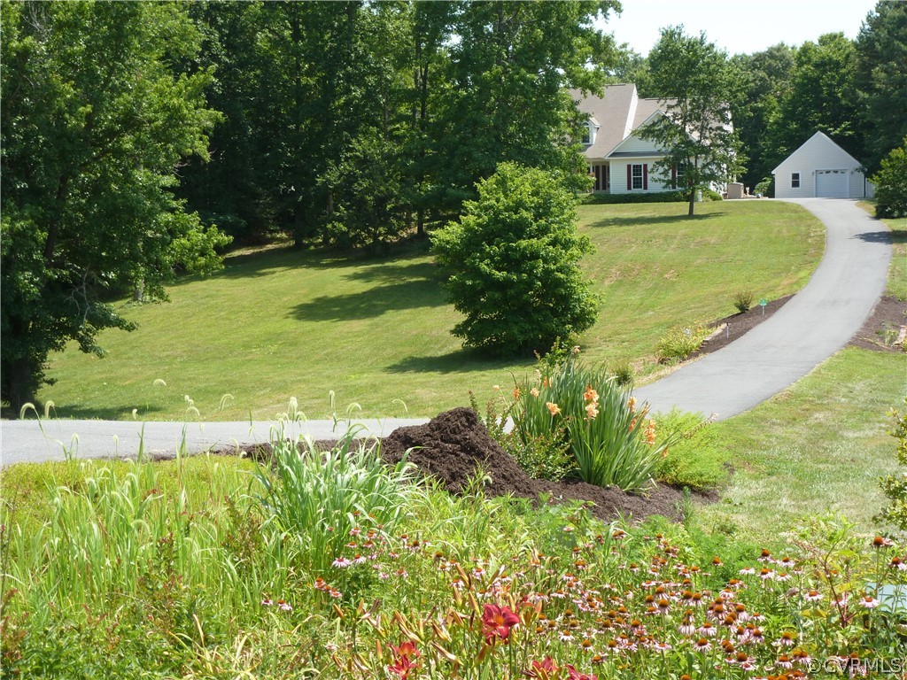 17378 Parsons Ridge Road Beaverdam, VA 23015 - Photo 3 of 50