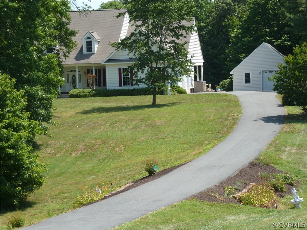 17378 Parsons Ridge Road Beaverdam, VA 23015 - Photo 4 of 50