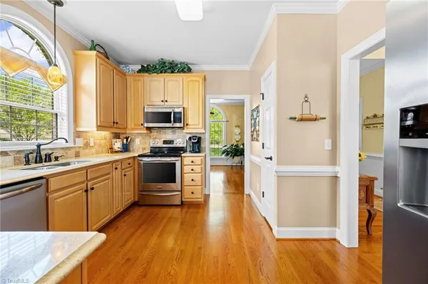 $599,000 | 531 Oak Valley Boulevard, Advance, NC 27006