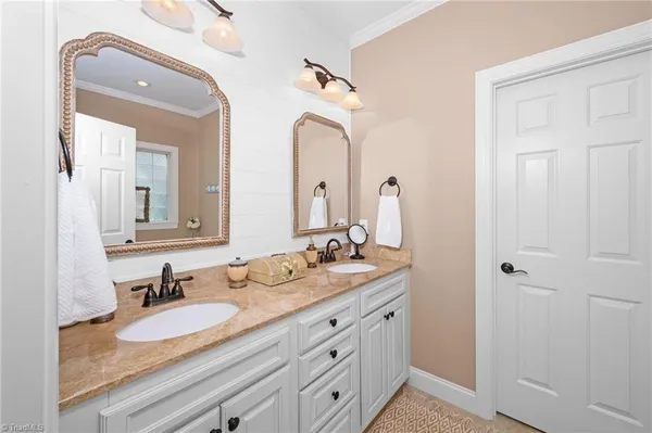 $599,000 | 531 Oak Valley Boulevard, Advance, NC 27006