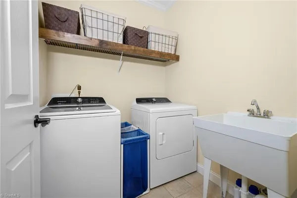 $599,000 | 531 Oak Valley Boulevard, Advance, NC 27006