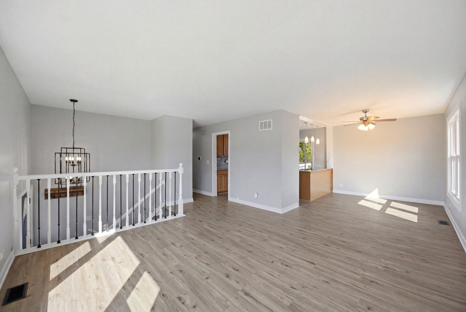 38 Blue Ridge Drive Glendale Heights, IL 60139 - Photo 5 of 30