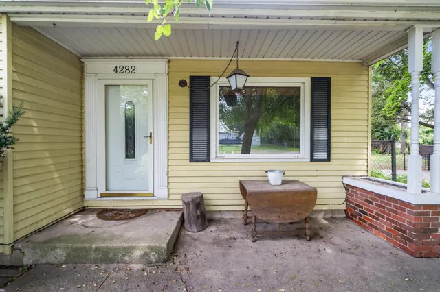 $207,500 | 4282 Woodworth Avenue, Holt, MI 48842
