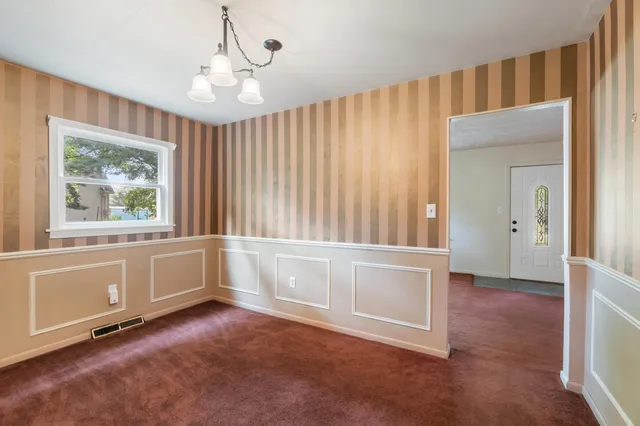 $207,500 | 4282 Woodworth Avenue, Holt, MI 48842