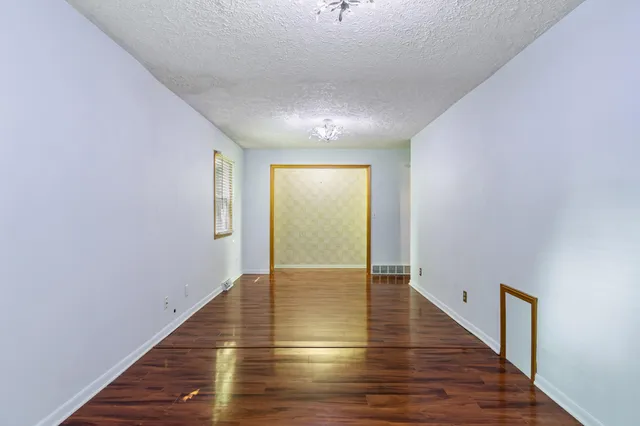 $207,500 | 4282 Woodworth Avenue, Holt, MI 48842