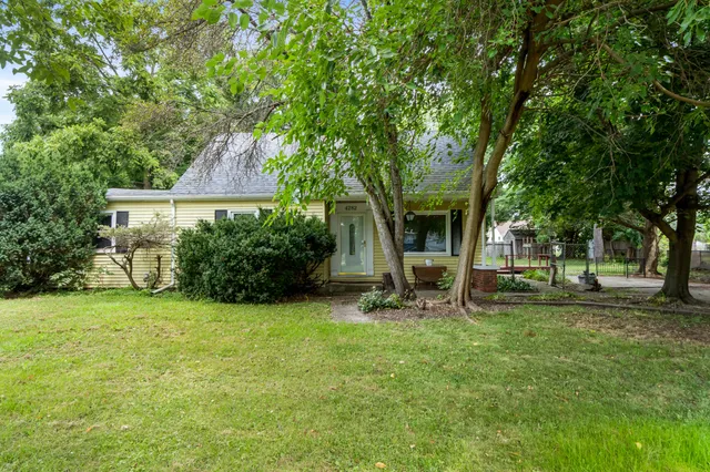 $207,500 | 4282 Woodworth Avenue, Holt, MI 48842