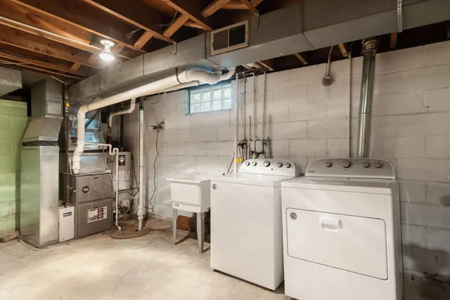 $207,500 | 4282 Woodworth Avenue, Holt, MI 48842