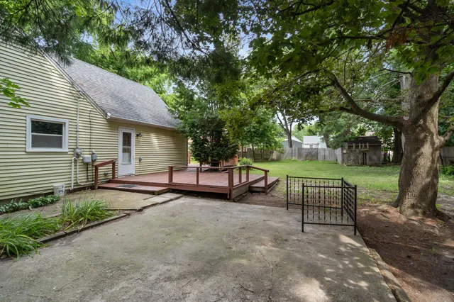 $207,500 | 4282 Woodworth Avenue, Holt, MI 48842