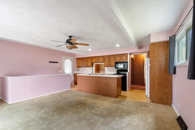 $207,500 | 4282 Woodworth Avenue, Holt, MI 48842