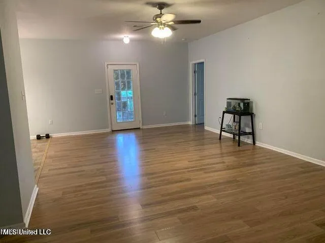 $1,800 | 4105 7th Street, Bay St. Louis, MS 39520