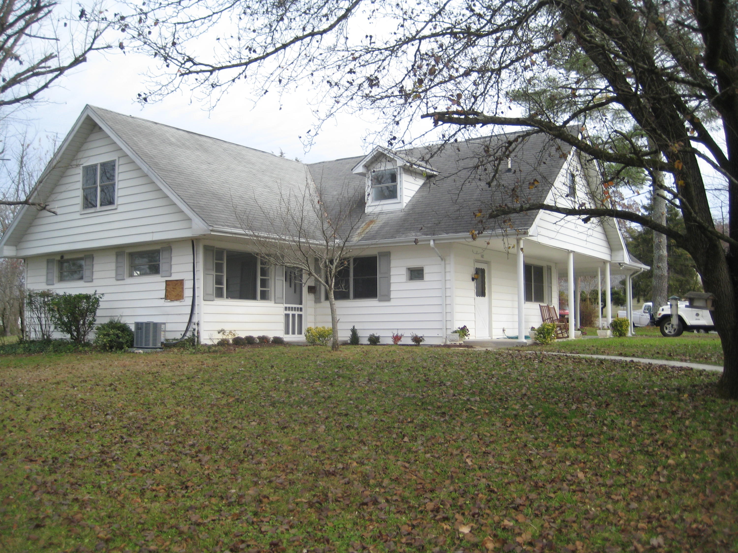 107 Parsons Road Oak Ridge, TN 37830 - Photo 1 of 23 IMG_0001