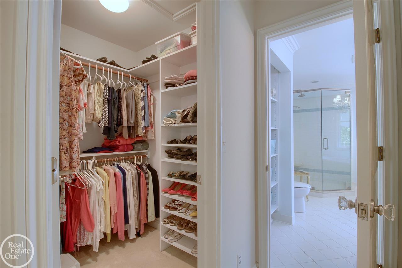 1275 Whittier Road Grosse Pointe Park, MI 48230 - Photo 24 of 42