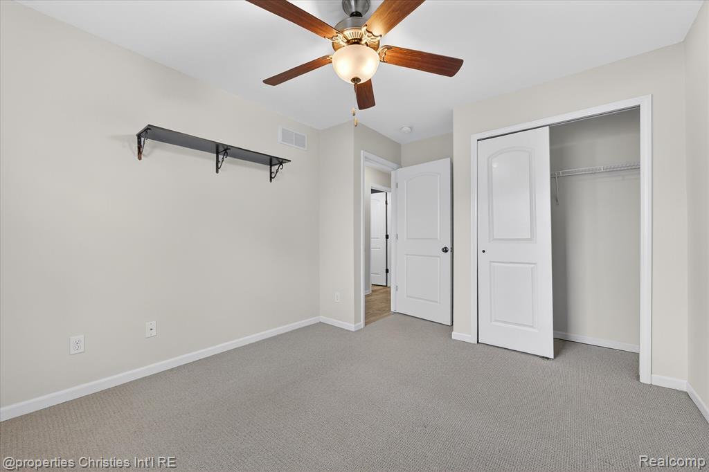 2683 Harvard Road Berkley, MI 48072 - Photo 38 of 60