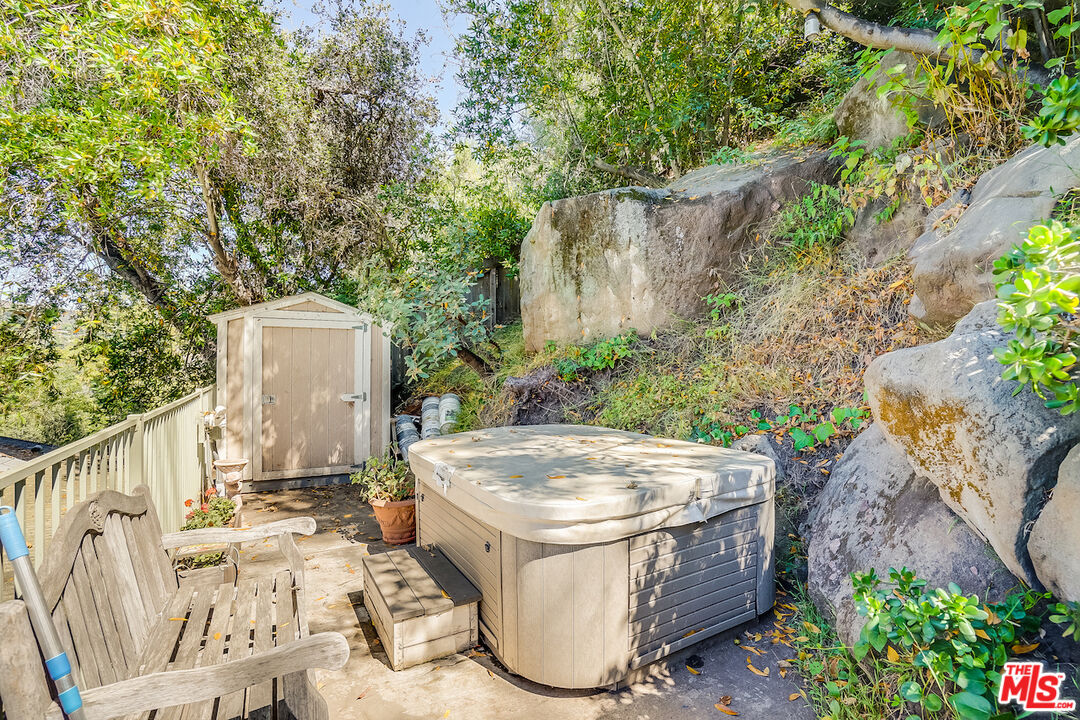 19712 Valley View Drive Topanga, CA 90290 - Photo 19 of 25