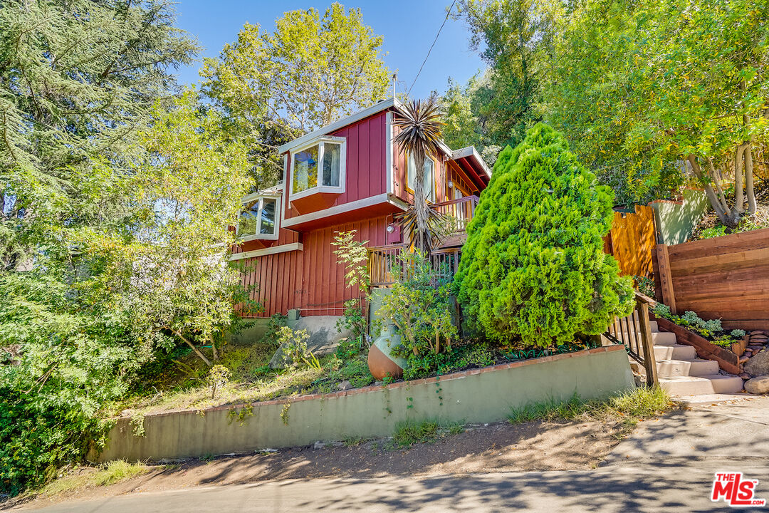 19712 Valley View Drive Topanga, CA 90290 - Photo 25 of 25