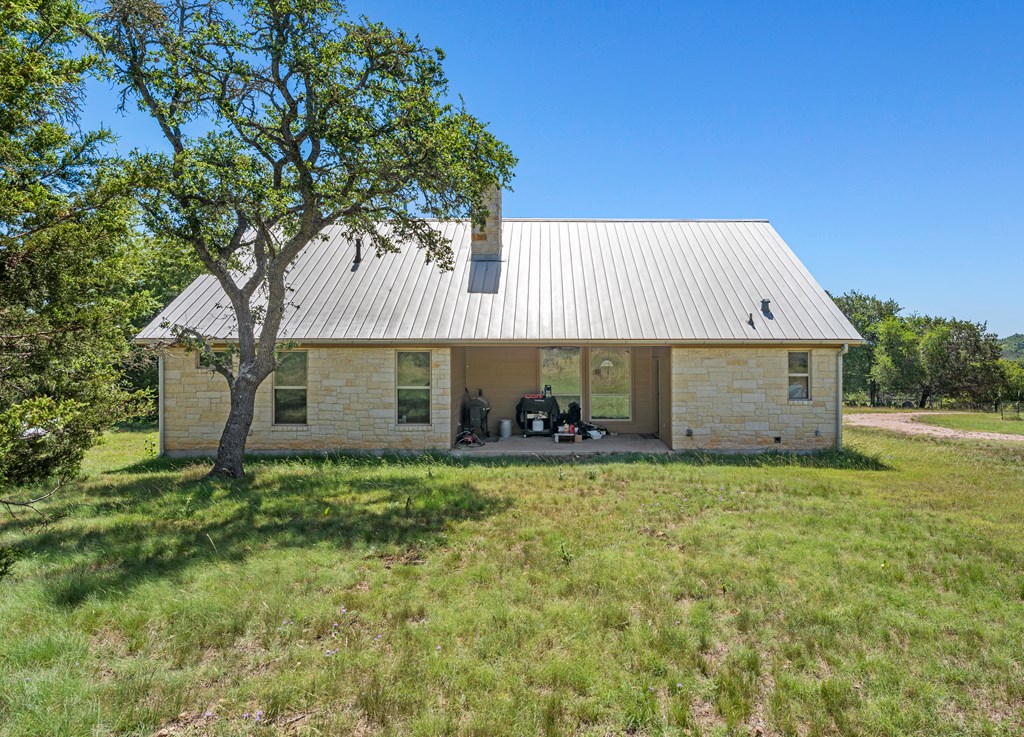 714 Alamo Road Fredericksburg, TX 78624 - Photo 27 of 31 Gallery Image 27