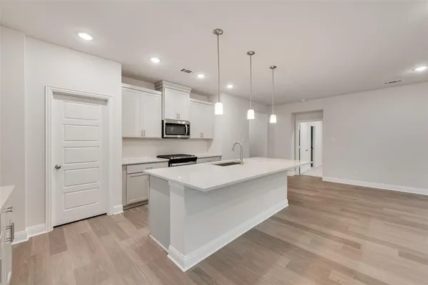 $329,990 | 624 Marcus Lane, Crowley, TX 76036