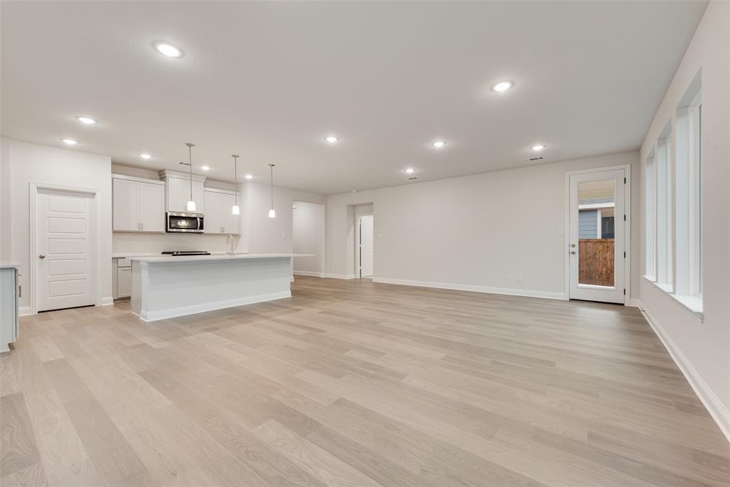 624 Marcus Lane Crowley, TX 76036 - Photo 18 of 34