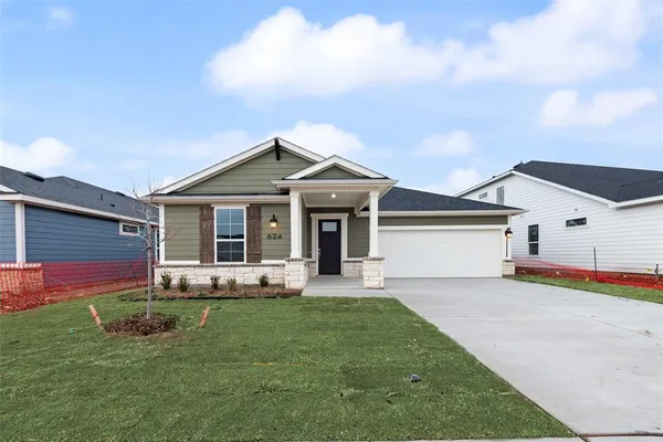 $329,990 | 624 Marcus Lane, Crowley, TX 76036