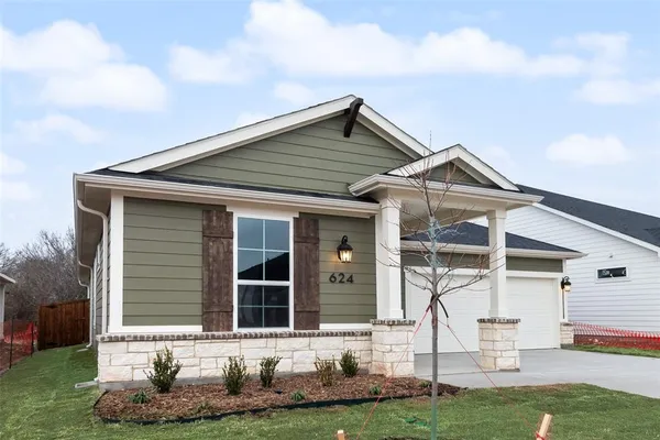 $329,990 | 624 Marcus Lane, Crowley, TX 76036