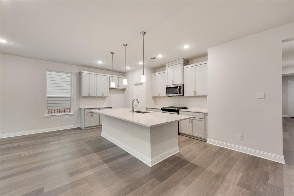 624 Marcus Lane Crowley, TX 76036 - Photo 8 of 34