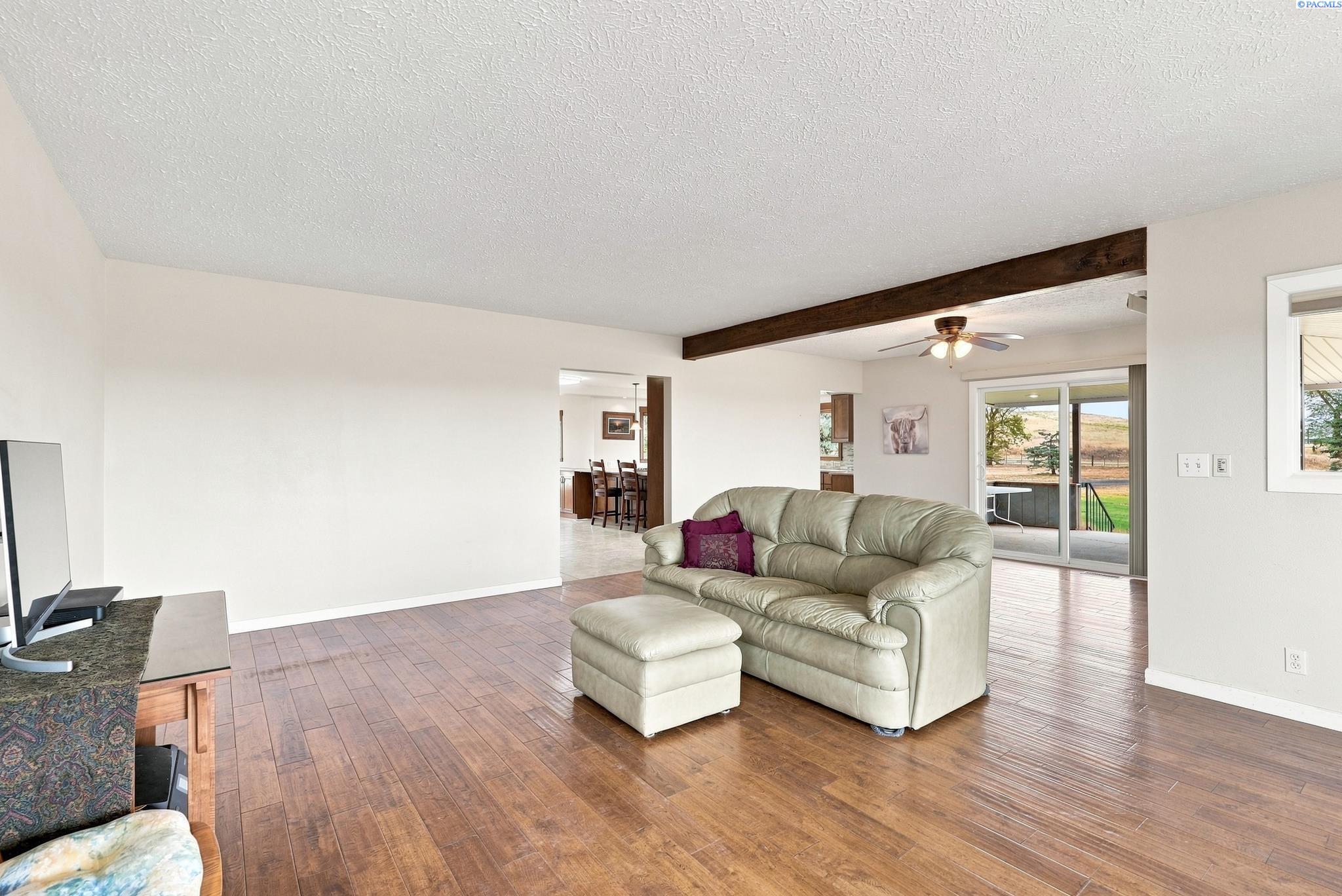 202 Glorfield Road St. John, WA 99171 - Photo 9 of 50 Gallery Image 9