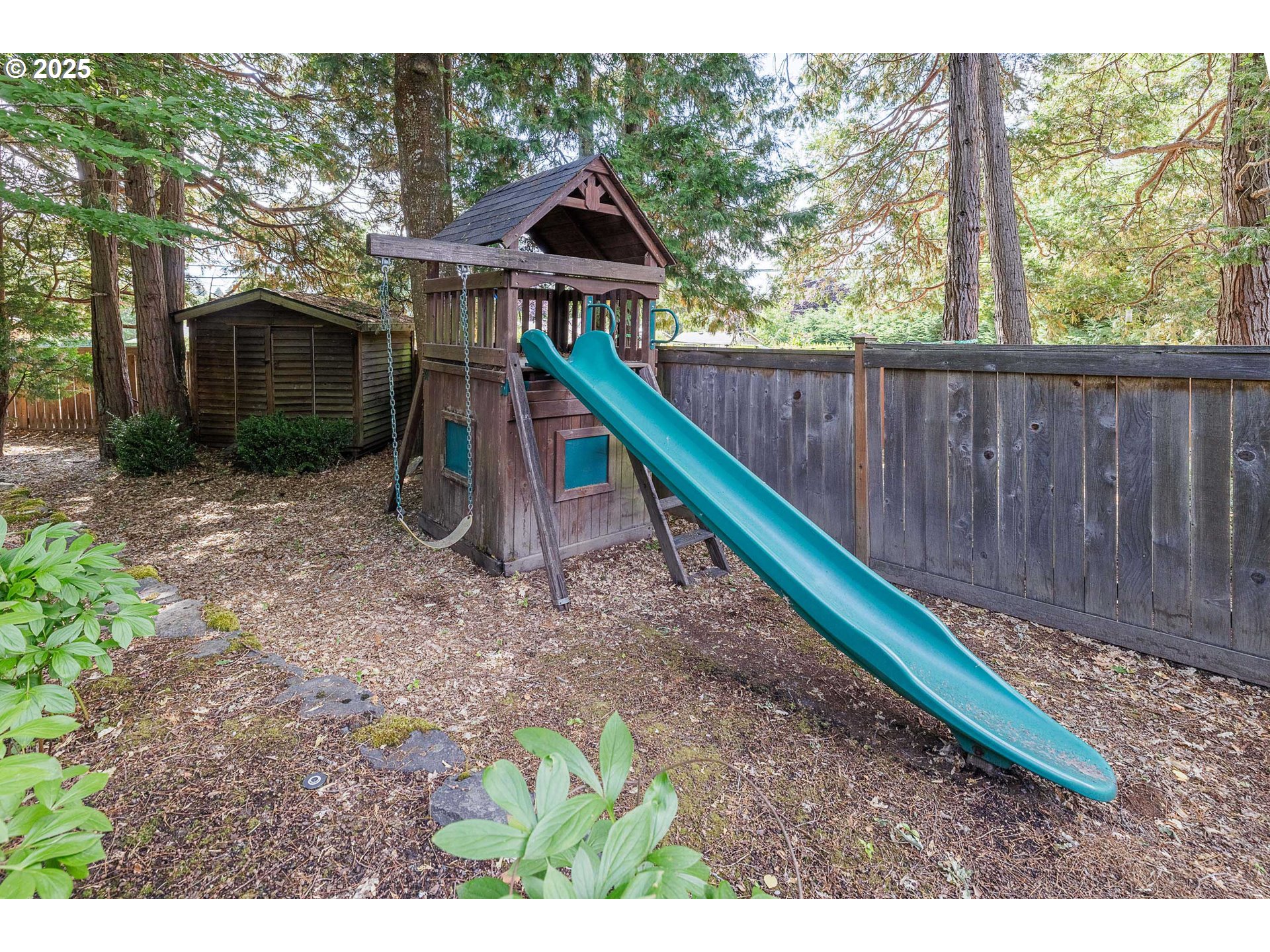 6424 Southwest Flower Street Portland, OR 97221 - Photo 28 of 29