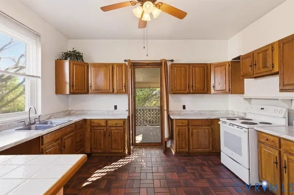 $895,000 | 1815 Grove Avenue, Richmond, VA 23220