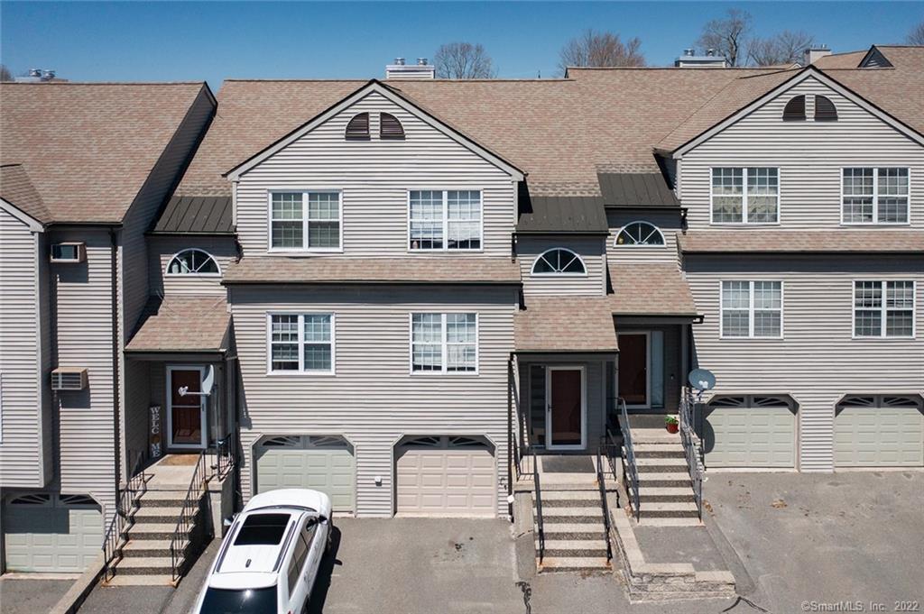 10 Taft Pointe, Unit 4 Waterbury, CT 06708 - Photo 1 of 1 Gallery Image 1