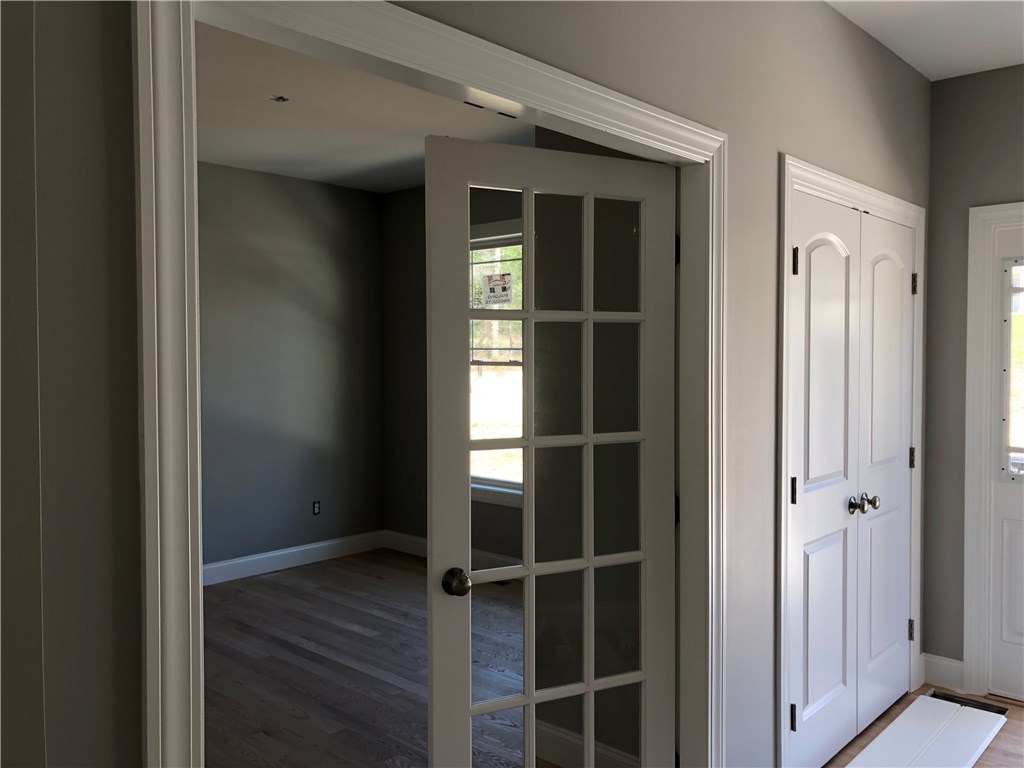 4 Shady Grove Road Hopkinton, RI 02832 - Photo 4 of 12