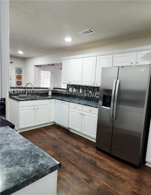 3920 Rosebud Road Loganville, GA 30052 - Photo 8 of 34