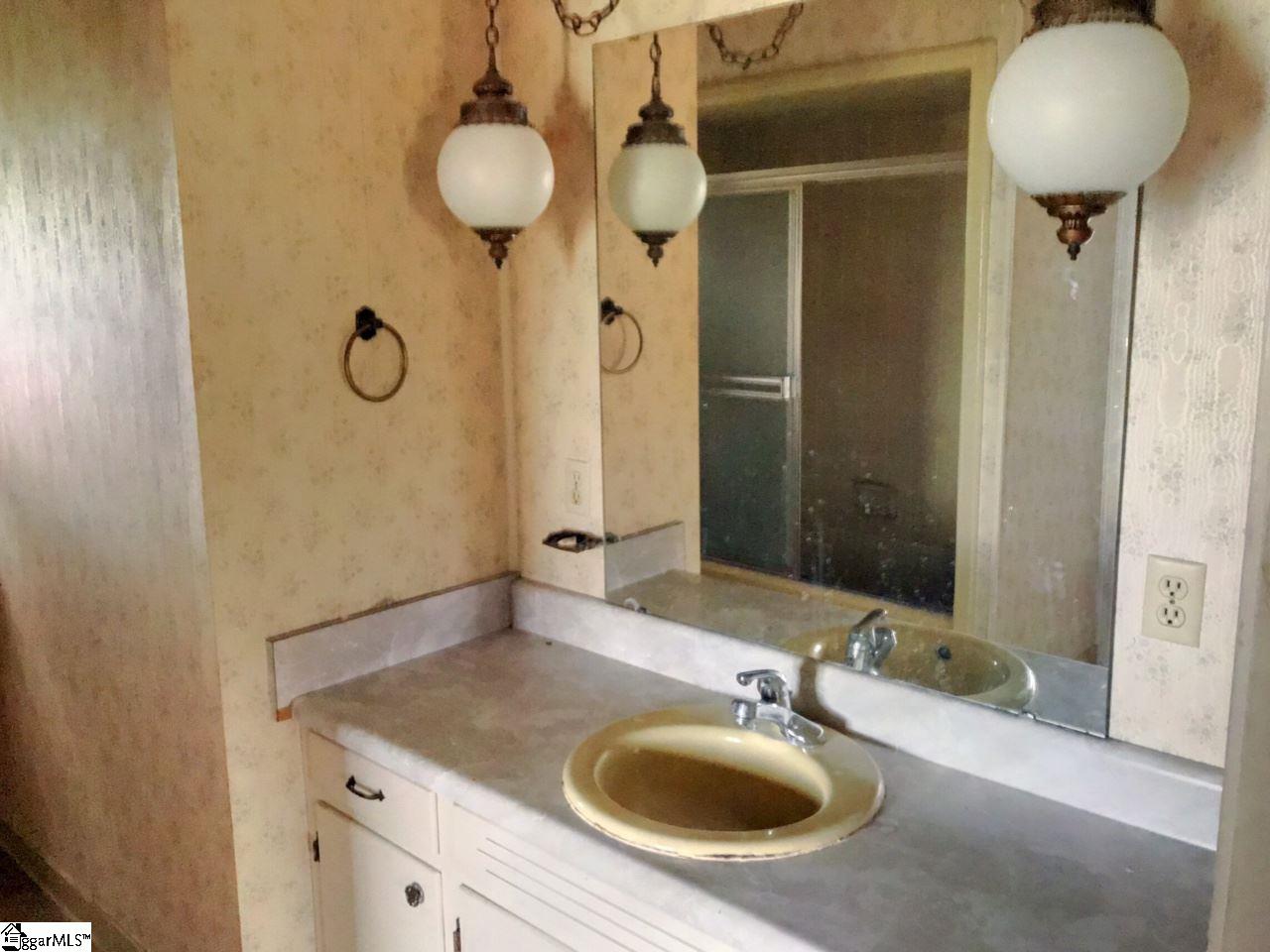 111 Charlie B Farm Road Seneca, SC 29678 - Photo 12 of 16 Gallery Image 12