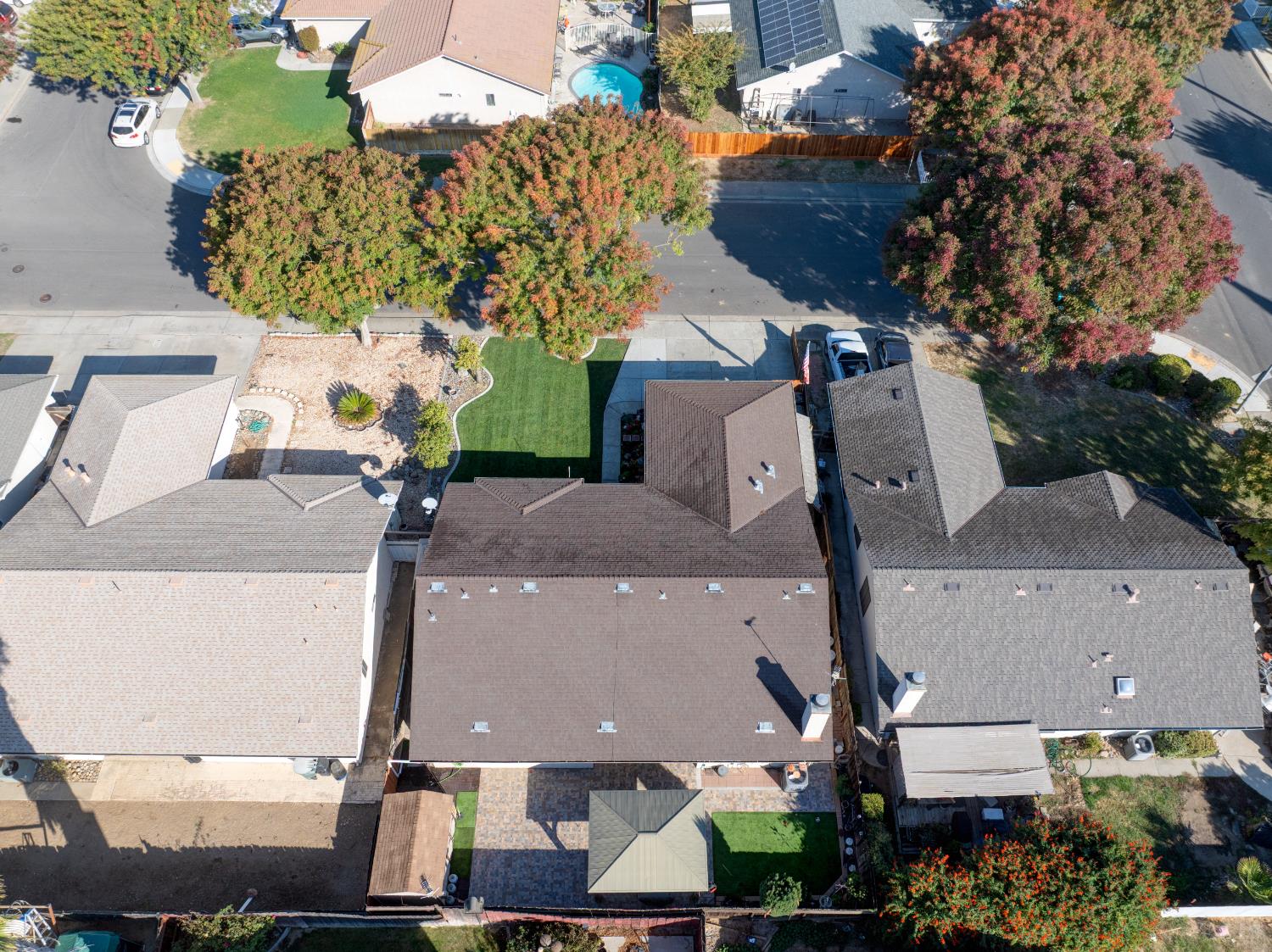 604 Kinshire Way Patterson, CA 95363 - Photo 40 of 42 an aerial view of house with yard