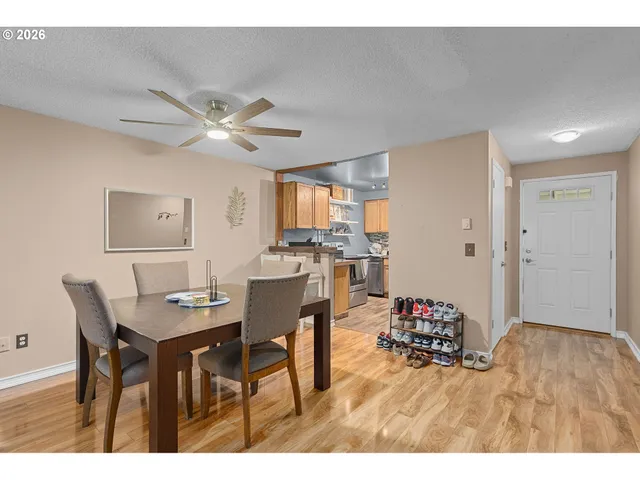 $258,000 | 29720 Southwest Courtside Drive, Unit 56, Wilsonville, OR 97070