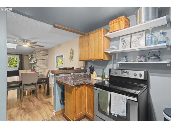 $255,000 | 29720 Southwest Courtside Drive, Unit 56, Wilsonville, OR 97070