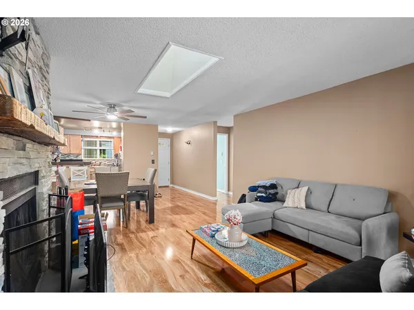 $255,000 | 29720 Southwest Courtside Drive, Unit 56, Wilsonville, OR 97070