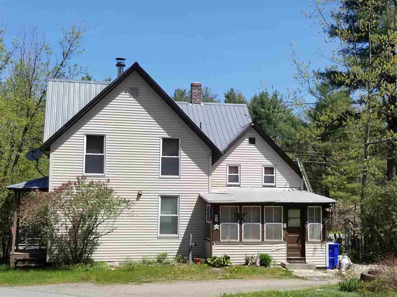 588 Bluff Road Newport, VT 05855 - Photo 2 of 26 Gallery Image 2