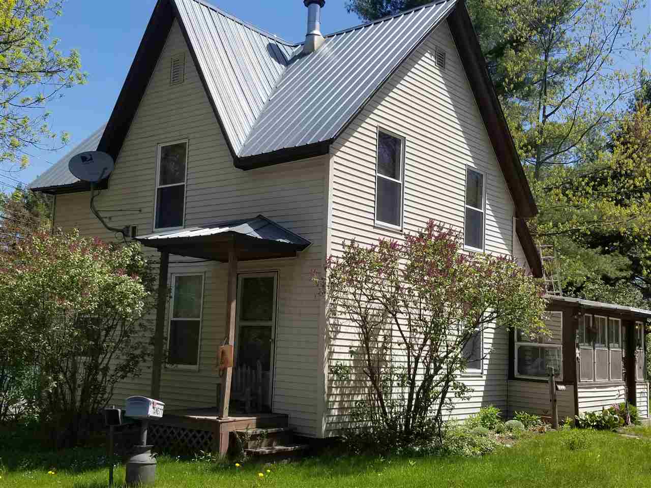 588 Bluff Road Newport, VT 05855 - Photo 3 of 26 Gallery Image 3