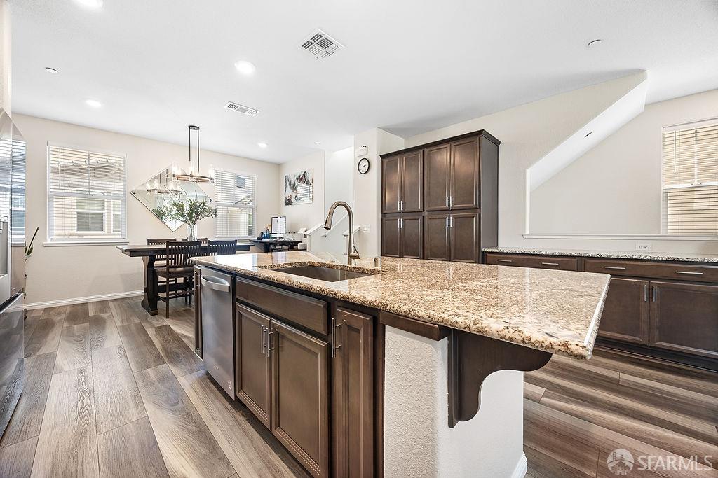 24105 Amaranth Loop Hayward, CA 94541 - Photo 5 of 31
