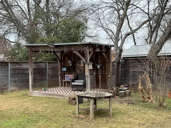 $2,500 | 504 Westmorland Drive, Austin, TX 78745