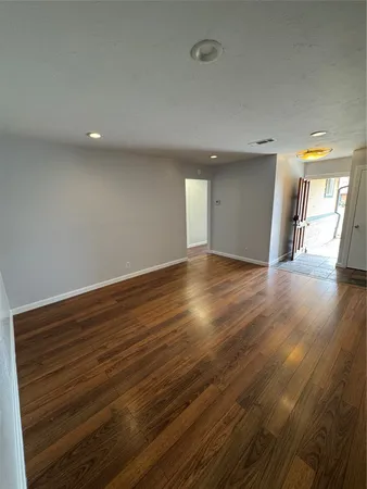 $2,500 | 504 Westmorland Drive, Austin, TX 78745