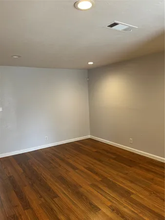 $2,500 | 504 Westmorland Drive, Austin, TX 78745