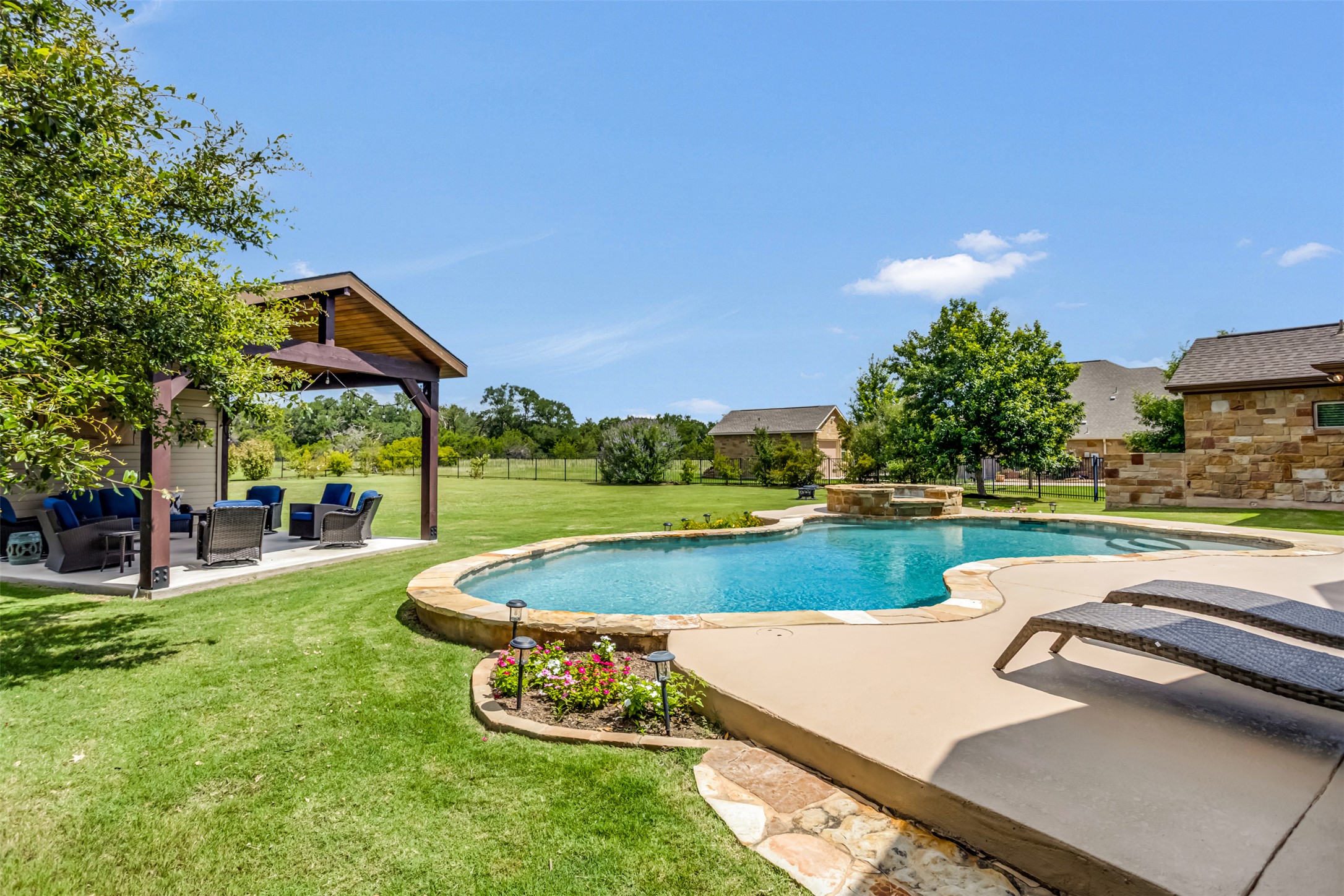 101 Adobe Cove Georgetown, TX 78633 - Photo 28 of 33