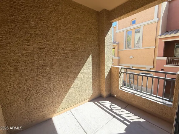 $1,995 | 240 West Juniper Avenue, Unit 1027, Gilbert, AZ 85233