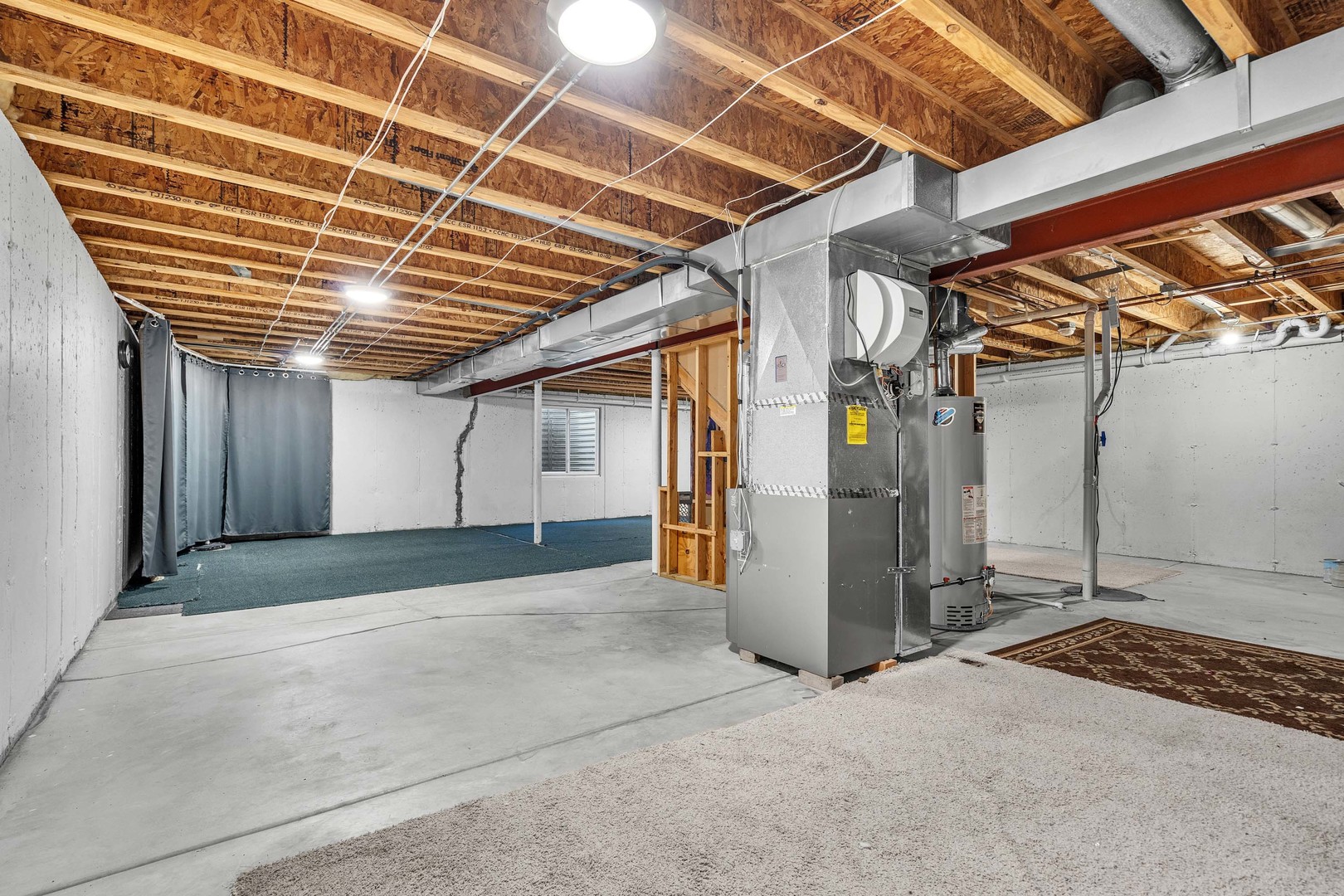 2513 Simon Drive Montgomery, IL 60538 - Photo 25 of 33 a view of a garage