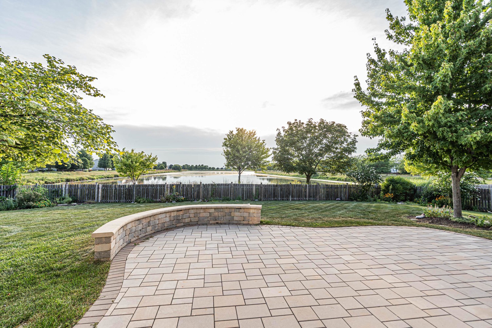 2513 Simon Drive Montgomery, IL 60538 - Photo 28 of 33 a view of swimming pool