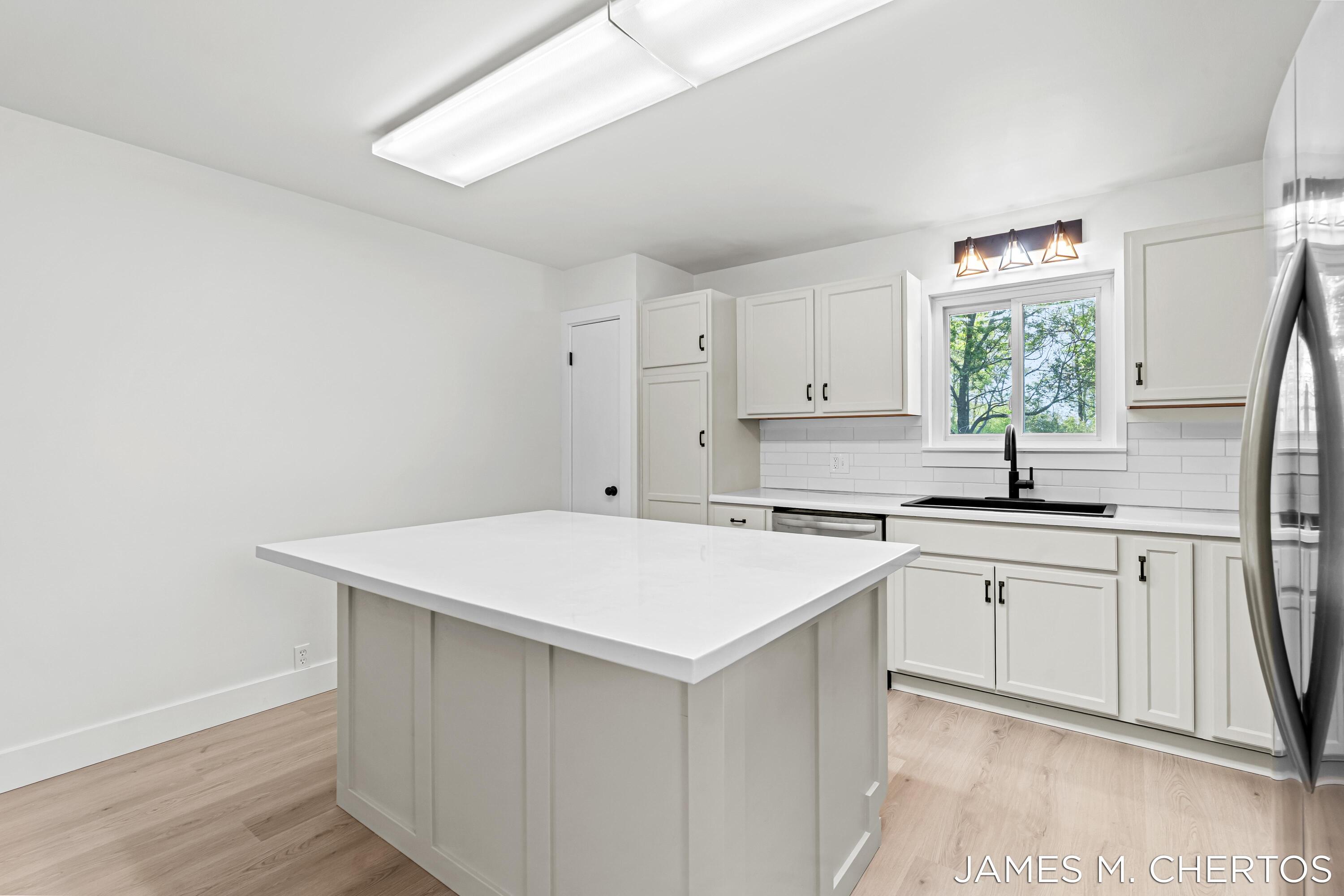 228 South Street, Unit 230 Spring Lake, MI 49456 - Photo 12 of 50 31-print-039