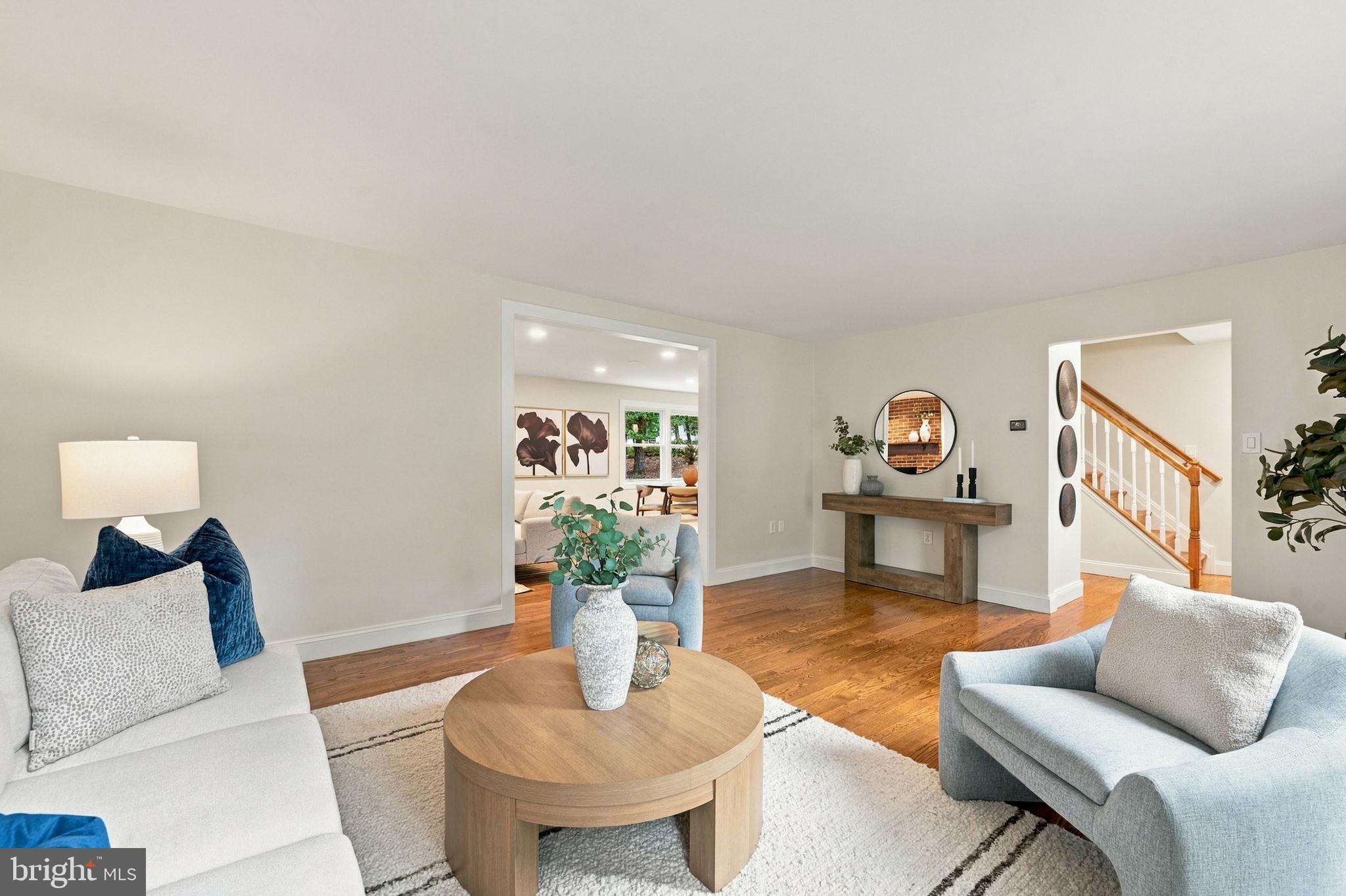 11231 Hunting Horn Lane Reston, VA 20191 - Photo 8 of 64 Gallery Image 8